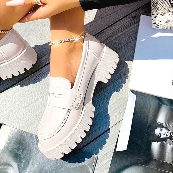 CHAPIFS & KFLLH Shoes - C&K💮Chunky Lug Sole Loafer White Faux Patent Platform Shoes